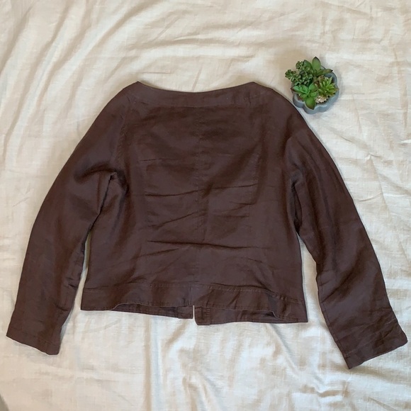 Chocolate brown linen cropped button down top light jacket - Picture 4 of 8